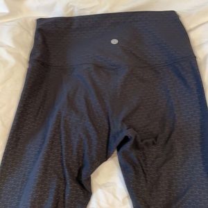 Lululemon Align Pant II 25" lattice work emboss black 10